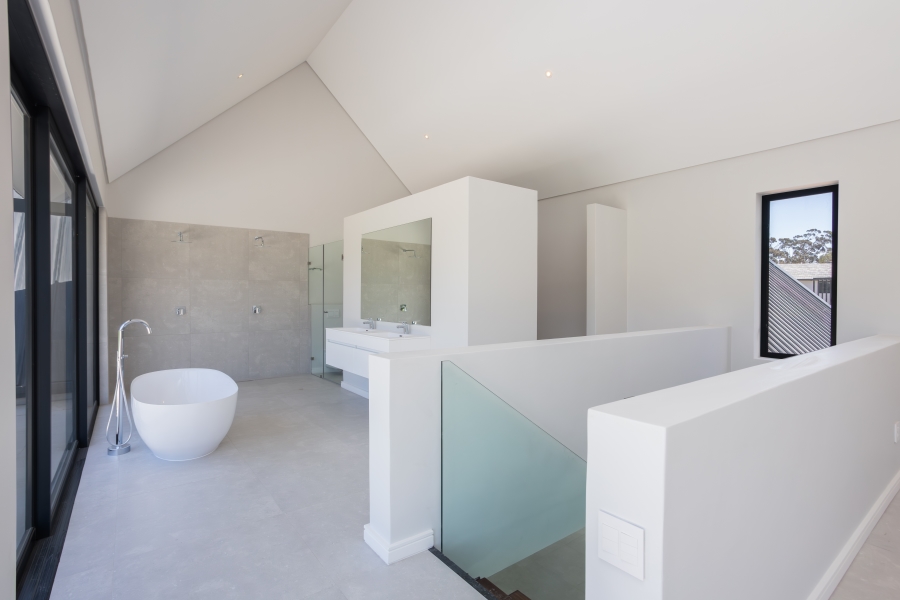 4 Bedroom Property for Sale in Val De Vie Estate Western Cape